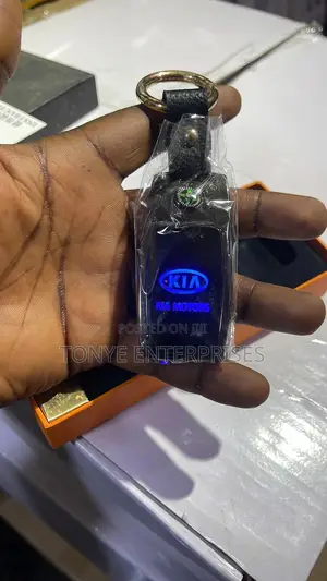 Kia Key-Holder With Lighter