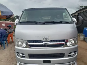 Toyota Grand HiAce 2008 Silver
