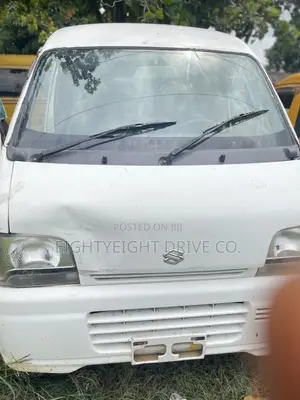 Suzuki APV Minibus 2010 White