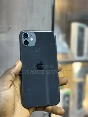 Apple iPhone 11 64 GB Black
