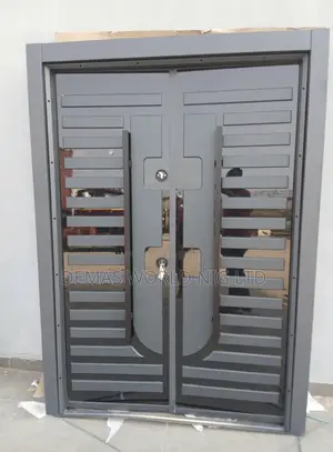 17 Step Luxury Door 5 by 7ft