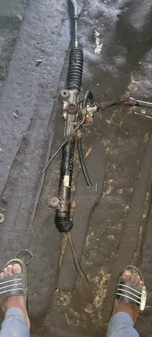Steering Rack Sienna 2005_2007