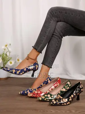 Zara Kitten Heels Shoes