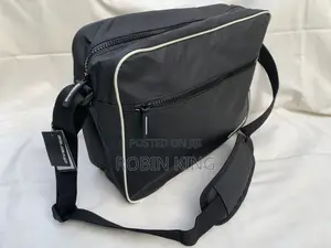 Diverse Black Crossbody Shoulder Bag Size Medium