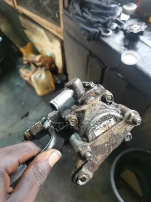 Power Steering Pump for Toyota Sienna/Highlander 2005 Model