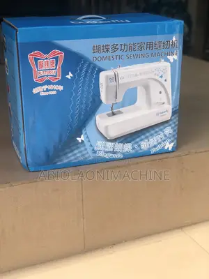 Butterfly Multifunctional Zigzag Sewing Machine Jh8190s