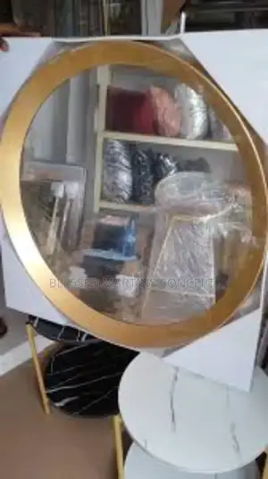 Executive Round Large Mirror, for Ur Interior