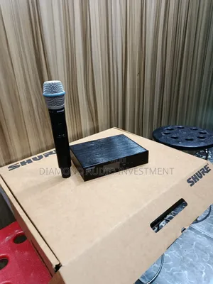 Shure Qlxd24/Beta87a Wireless Microphone (Original)