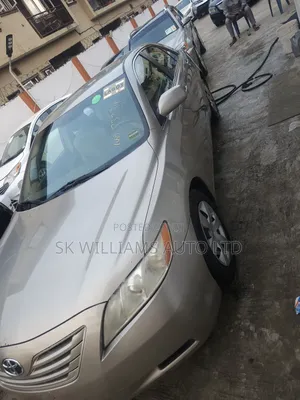 Toyota Camry 2.4 LE 2008 Gold