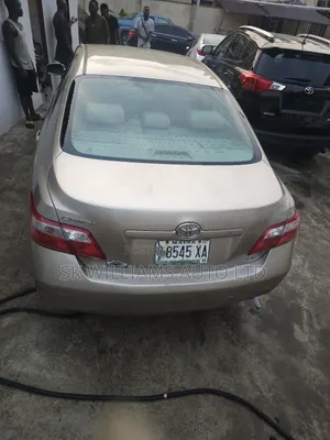 Toyota Camry 2.4 LE 2008 Gold