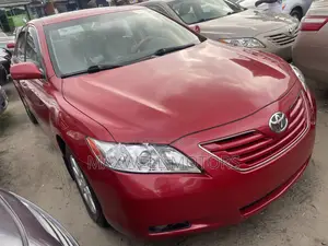 Toyota Camry XLE 4dr Sedan (2.4L 4cyl 5A) 2009 Red