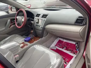 Toyota Camry XLE 4dr Sedan (2.4L 4cyl 5A) 2009 Red