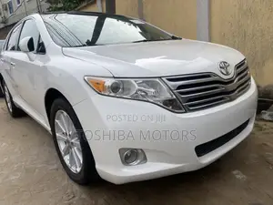 Toyota Venza AWD 2010 White