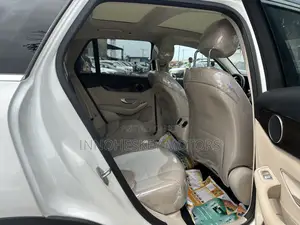 Mercedes-Benz GLC-Class 2018 White