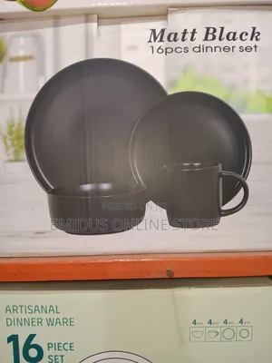 16pcs Black Dinner Set