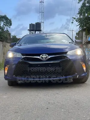 Toyota Camry SE 4dr Sedan (2.5L 4cyl 6A) 2016 Blue