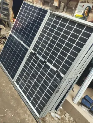 550w Jinko Solar Panel Bi-Facial Halfcut