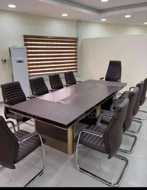 Standard 10 Seaters Conference Desk With 10 Seats
