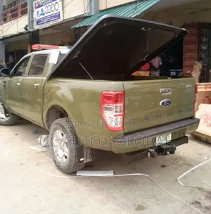 Booth Cover for Ford Ranger 2015