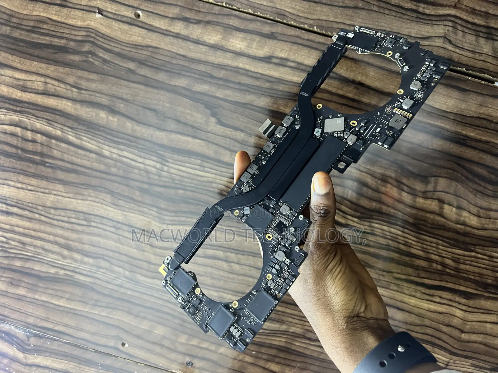 Macbook Logic Board