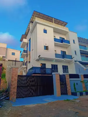 Furnished 4bdrm Duplex in City Scape, Guzape District for sale