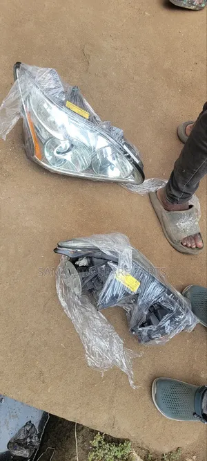 Lexus Rx 330 Headlamp Set Neat One 07 Model