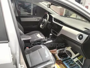 Toyota Corolla 2019 Silver