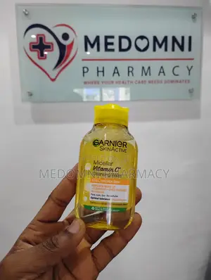 Garnier Micellar Vitamin C Cleansing Water 100ml