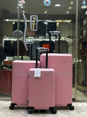 Branded Luxury Luggage Set With a Charging Port