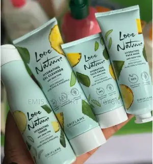 Love Nature Aloe Vera and Pineapple Set
