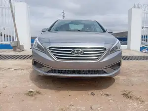 Hyundai Sonata Sport 2.0T Sedan FWD (2.0L 4cyl 6A) 2016 Gray