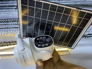Ubox Smart Solar CCTV -Outdoor Camera With App 2-Way Audio