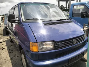 Volkswagen Transporter 2000 Blue