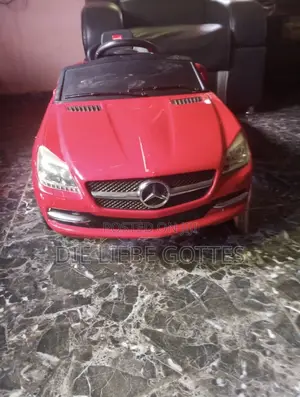 Mercedes Benz Rechargeable Electric Toy Car