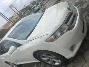 Toyota Venza Available for Self-Drive