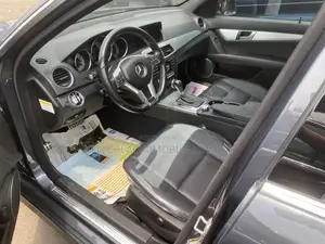 Mercedes-Benz C300 Luxury 4Matic Sedan AWD (3.5L 6cyl 7A) 2013 Gray