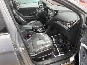 Hyundai Santa Fe SE AWD 2017 Gray