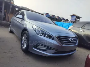 Hyundai Sonata Limited 4dr Sedan (2.4L 4cyl 6A) 2015 Silver