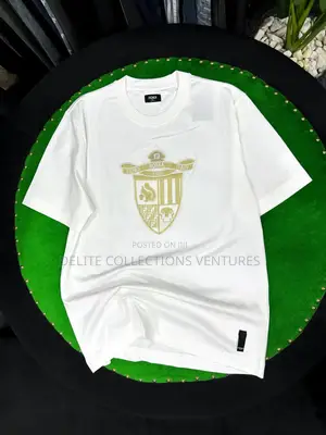 New in Fendi White Cotton T-Shirt* *Available in M-Xl