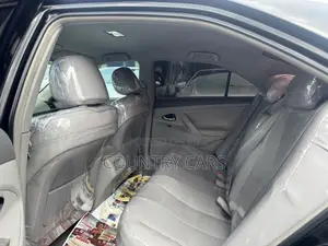 Toyota Camry LE 4dr Sedan (2.5L 4cyl 6AM) 2010 Black