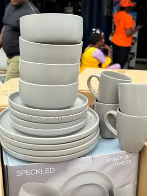 16 Pics Dinner Set