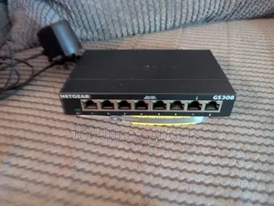 Netgear Gs308 8-Port Gigabit Ethernet Network Switch