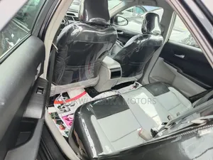 Toyota Camry LE 4dr Sedan (2.5L 4cyl 6A) 2012 Gray