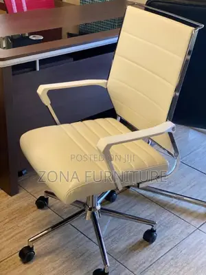 High Quality Foreign Executive White Office Swivel Chair
