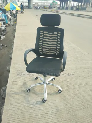 Executive Office Chair (Headrest)