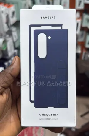 Samsung Z Fold 7 Pouch