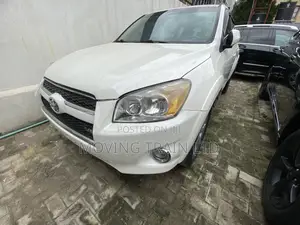 Toyota RAV4 2007 White
