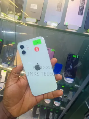 Apple iPhone 12 64 GB Silver