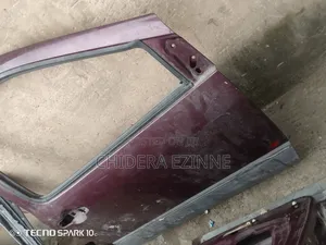 Toyota Sienna 1999 Model Front Door Right Side
