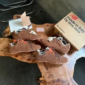 Original Miu Miu X New Balance 530 Sl Suede Sneakers